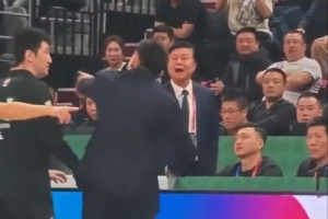 正面视角来了!马立军指着杨鸣骂口型疑似为:CNM 王八蛋