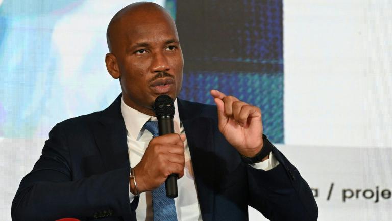 意媒:德罗巴代表非足联递交50页请愿书,为卢克曼争取公平转会